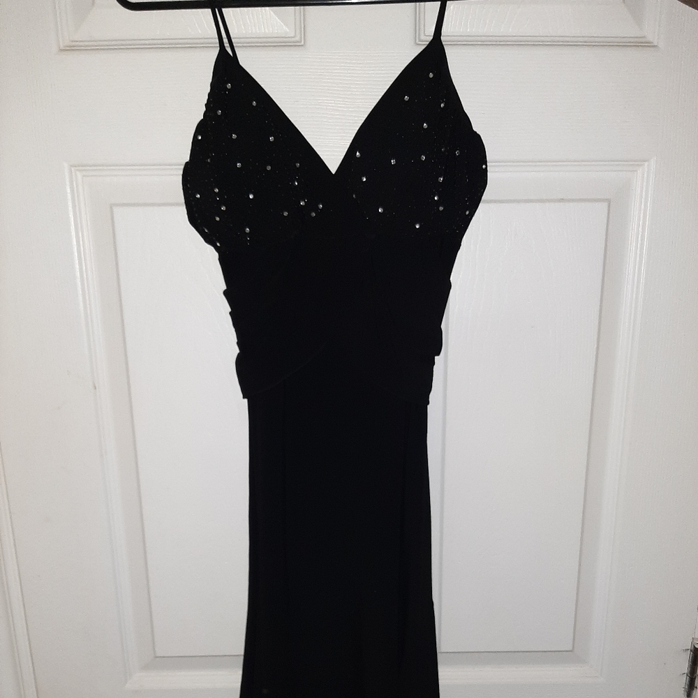 Black dress size small